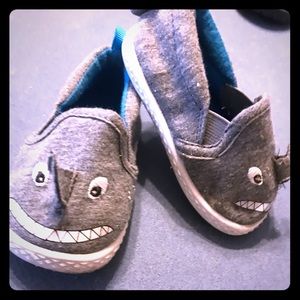 Toddler Shark Slip ons